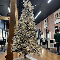 Beehive Cut & Color Bar - Waiting area