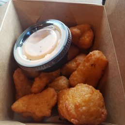 Crispy Cauliflower with dip