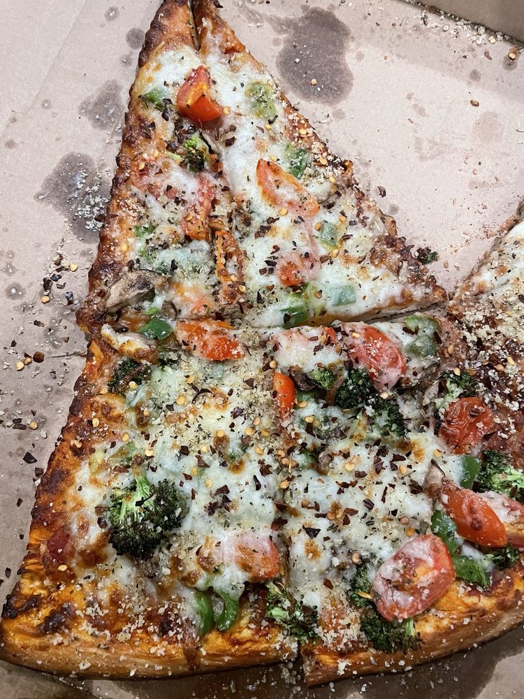 Sam's Pizza Cafe' Logo