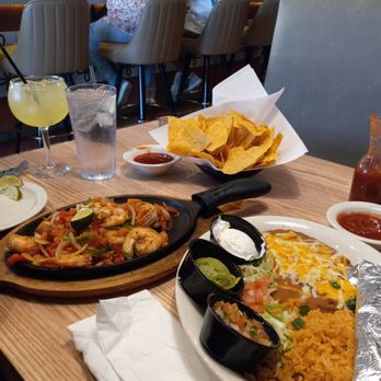 Nando’s Mexican Cafe - Shrimp Fajitas - Mexican Near Me - Maricopa, Arizona