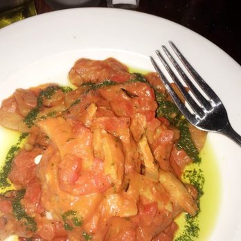 Uva - Pollo Alla Portenopea - Italian Near Me - New York, New York Uva - Pollo Alla Portenopea - Italian Near Me - New York, New York