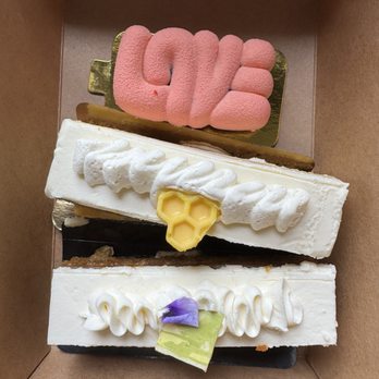 D'Andrews Bakery & Cafe - Love Honey lemon cake Carrot cake - Bakeries Near Me - Nashville, Tennessee