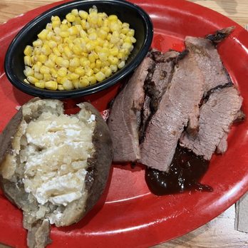 Sonny's BBQ - Brisket platter, dry, not very flavorful. - Barbeque Near Me - Pensacola, Florida Sonny's BBQ - Brisket platter, dry, not very flavorful. - Barbeque Near Me - Pensacola, Florida