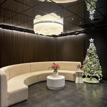 Yue Spa - Lobby - Foot Care Near Me - Unionville, Ontario Yue Spa - Lobby - Foot Care Near Me - Unionville, Ontario