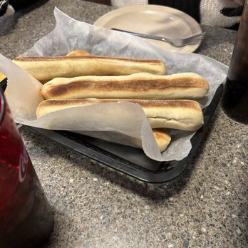 Chicago's Pizza - Fresh Baked Breadsticks (Full) - Pizza Near Me - Speedway, Indiana