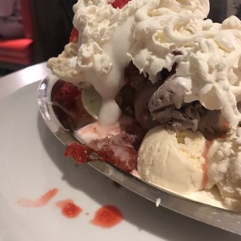 Cabot's Ice Cream & Restaurant - Ice Cream & Frozen Yogurt Near Me - Newton, Massachusetts Cabot's Ice Cream & Restaurant - Ice Cream & Frozen Yogurt Near Me - Newton, Massachusetts
