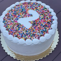 Custom cake by Albertsons