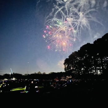 Chesapeake City Park - 4th of July fireworks 2021 - Playgrounds Near Me - Chesapeake, Virginia Chesapeake City Park - 4th of July fireworks 2021 - Playgrounds Near Me - Chesapeake, Virginia
