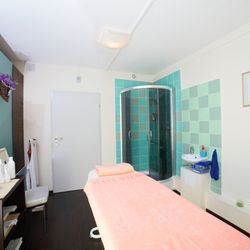 Sun Rises Asian massage therapy
