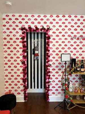 The Velvet Bar by null