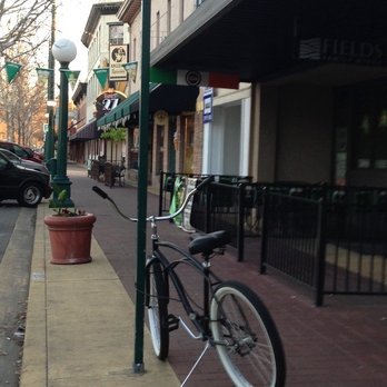Ollie's Pub - Rode the cruiser down on St Patty's day for "only two beers." Had to get a ride home and get my bike in the morning. - Irish Pub Near Me - Lodi, California