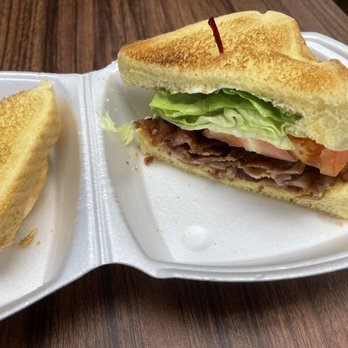 True Grits - BLT - American Near Me - Interlachen, Florida True Grits - BLT - American Near Me - Interlachen, Florida