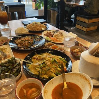 Lucky's Thai Pantry - Thai Near Me - Orange, California