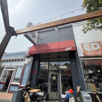 Calibur - Outside - Burgers Near Me - San Francisco, California