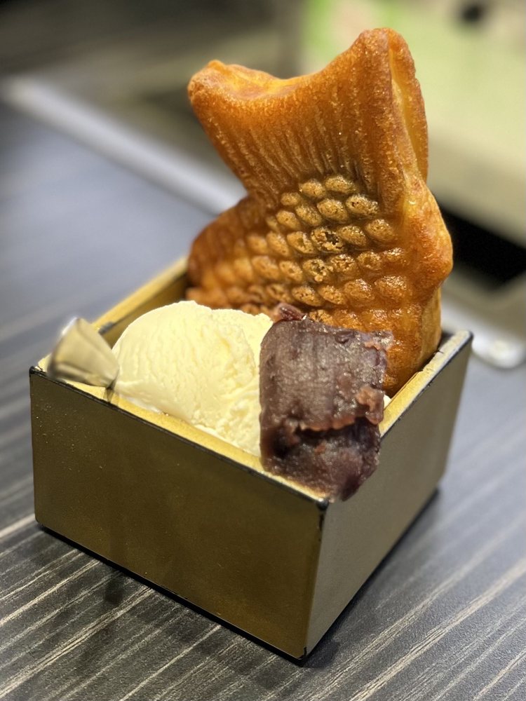 Kura Revolving Sushi Bar