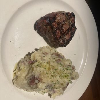 131 MAIN Restaurant - American Near Me - Cornelius, North Carolina 131 MAIN Restaurant - American Near Me - Cornelius, North Carolina
