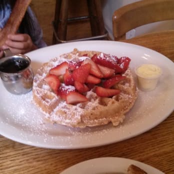 Old Monterey Cafe - Strawberry waffles - Breakfast & Brunch Near Me - Monterey, California