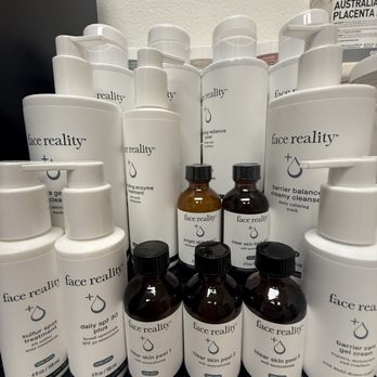 Skin Daddie - Aestheticians Near Me - Las Vegas, Nevada Skin Daddie - Aestheticians Near Me - Las Vegas, Nevada