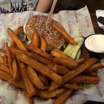 Miller's Ale House - Cheese burger with sweet potato fries - American Near Me - Fort Myers, Florida