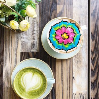 Wild Oak Cafe - Matcha & rainbow latte - Cafes Near Me - Glendale, California