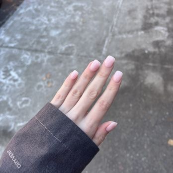 Cobble Nails & Spa - Nail Salons Near Me - Brooklyn, New York
