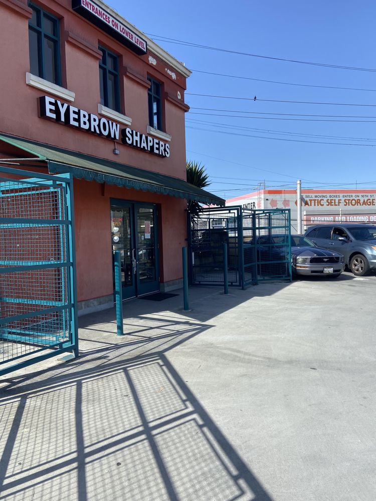 EYEBROW SHAPERS Updated July 2024 81 Photos & 88 Reviews 2300