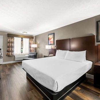 Best Western Braselton Inn - King Guest Room - Hotels Near Me - Braselton, Georgia Best Western Braselton Inn - King Guest Room - Hotels Near Me - Braselton, Georgia