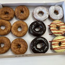 Duck Donuts - Warm plain, warm chocolate, warm vanilla, and warm lemon donuts.