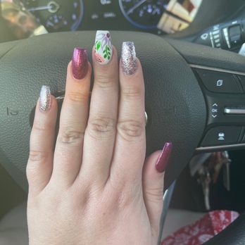 TT Nails - Acrylic nails - Nail Salons Near Me - Howard, Wisconsin