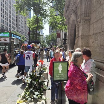 Bryant Park Bathroom - Rest Stops Near Me - New York, New York