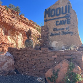 Moqui Cave - Museums Near Me - Kanab, Utah