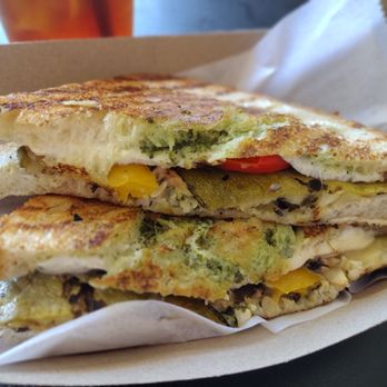 Chef's Table - Veggie sandwich - Cafes Near Me - Fairfield, Connecticut