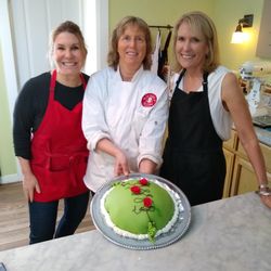 La Toque De Cindy Culinary Experiences - Princess Cake