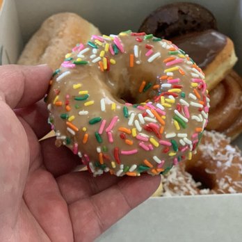Fresh Donuts - Beautiful presentation and the batch that I took home with me. - Donuts Near Me - San Bernardino, California