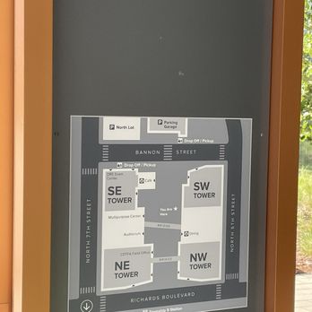 May Lee State Office Complex - I like that they put these everywhere - Public Services & Government Near Me - Sacramento, California