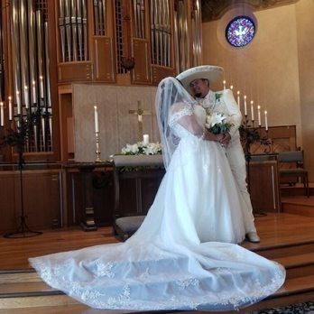 Simply Sweet Memories - The happy newlyweds in their fairytale just began - Wedding Planning Near Me Simply Sweet Memories - The happy newlyweds in their fairytale just began - Wedding Planning Near Me