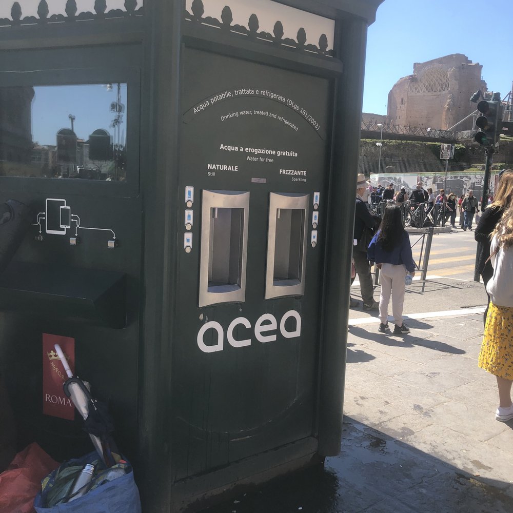 Colosseo - FREE WATER STATION - Local Flavor Near Me - Rome, RM