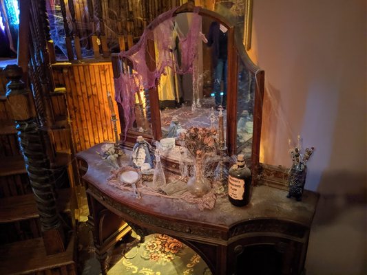 Munster Mansion by null