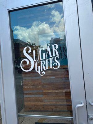 Sugar Grits by null