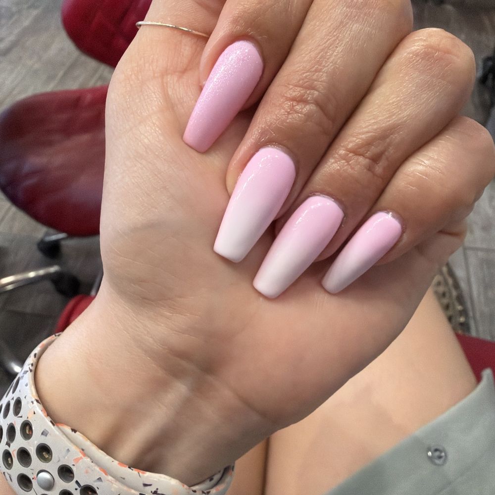 Butter Nails & Waxing - Ombré design gel x - Nail Salons Near Me - Los Angeles, California