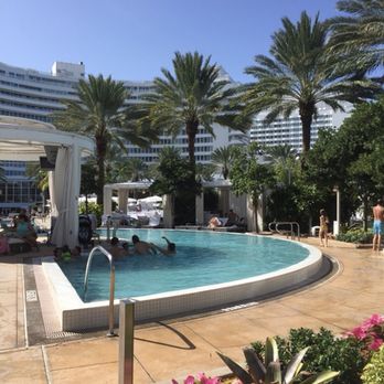 Sitter365 - Fontainbleau Miami - Nanny Services Near Me Sitter365 - Fontainbleau Miami - Nanny Services Near Me