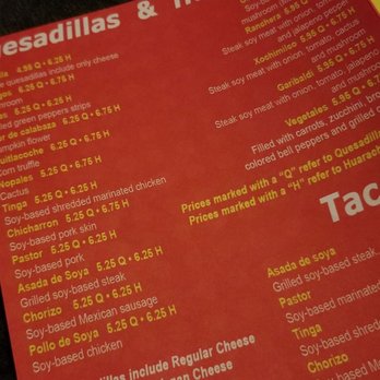 Quesadilla La Reyna Del Sur - Mexican Near Me - Chicago, Illinois