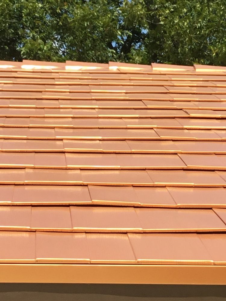 Slide of C.W. Roofing & Construction