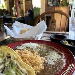 El Jardin Restaurant - Crispy chicken taco, chili rellano with beans and rice. Yum!