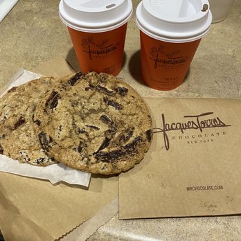 Jacques Torres Chocolate - Wicked hot chocolate and cookies - Chocolatiers & Shops Near Me - Brooklyn, New York Jacques Torres Chocolate - Wicked hot chocolate and cookies - Chocolatiers & Shops Near Me - Brooklyn, New York