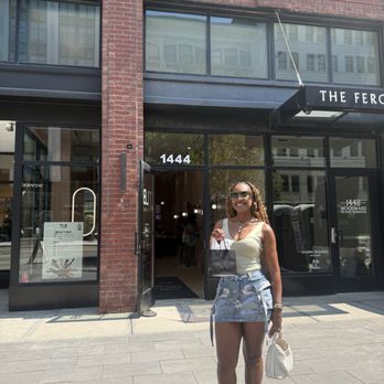 The Lip Bar - Finally visited the store front! - Cosmetics & Beauty Supply Near Me - Detroit, Michigan The Lip Bar - Finally visited the store front! - Cosmetics & Beauty Supply Near Me - Detroit, Michigan