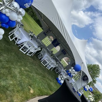 Eye 4 Events and Decorating - Balloon Towers for Graduation! - Balloon Services Near Me Eye 4 Events and Decorating - Balloon Towers for Graduation! - Balloon Services Near Me