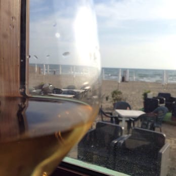 Aloha - on a windy day... - Italian Near Me - RM, RM Aloha - on a windy day... - Italian Near Me - RM, RM
