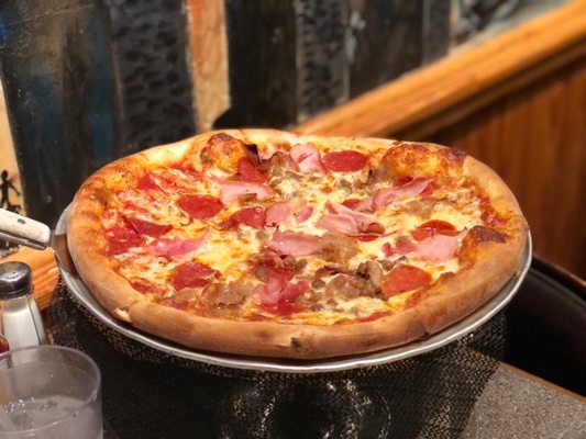 Vic's Italian Restaurant & Pizzeria by null