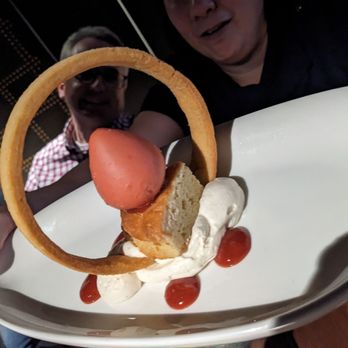 Alara - Strawberry Bliss - Salad Near Me - Cincinnati, Ohio